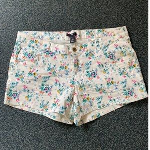 H&M Jean floral shorts